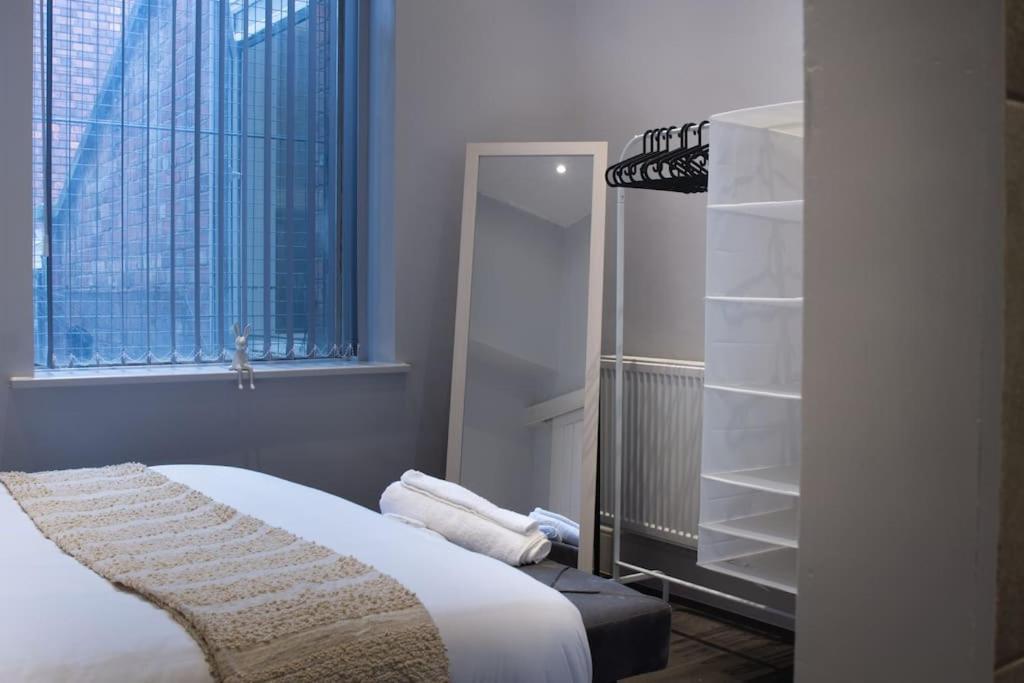 Spacious Apartment In City Centre - Free Parking นอตติงแฮม ภายนอก รูปภาพ