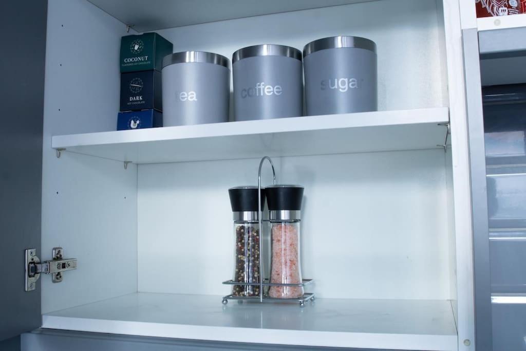 Spacious Apartment In City Centre - Free Parking นอตติงแฮม ภายนอก รูปภาพ